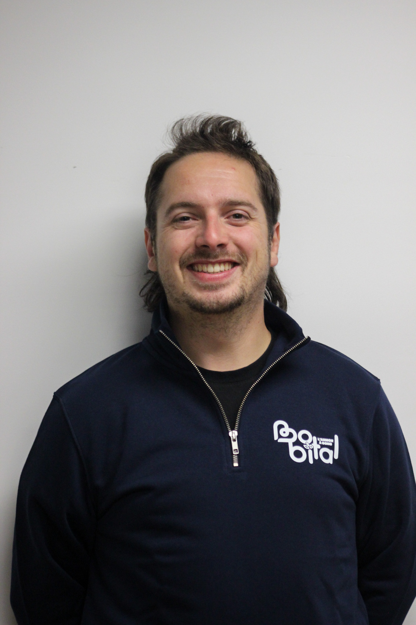 Pull Camionneur Bleu Marine 2026 – Image 3